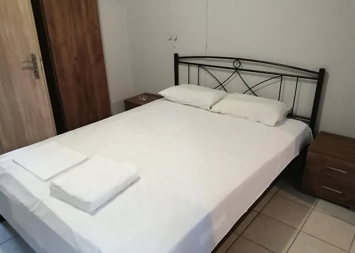 ελευθέριος, 1 Apartamento