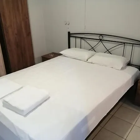 ελευθέριος, 1 Apartman